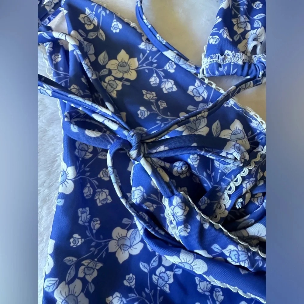 DONATED piece floral bikini - Picture 2 of 4